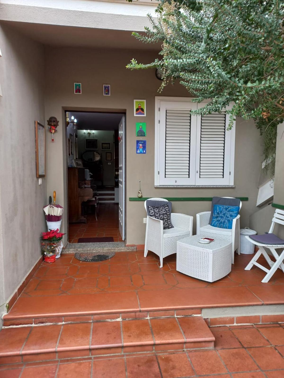 B&B Filomena Santa Giusta Εξωτερικό φωτογραφία