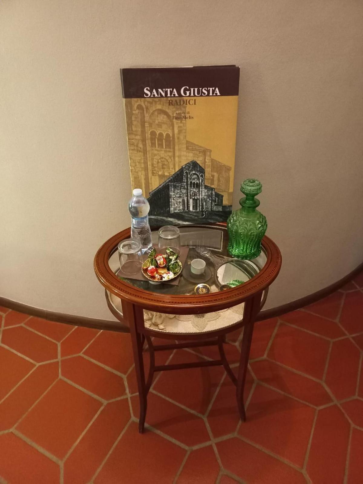 B&B Filomena Santa Giusta Εξωτερικό φωτογραφία