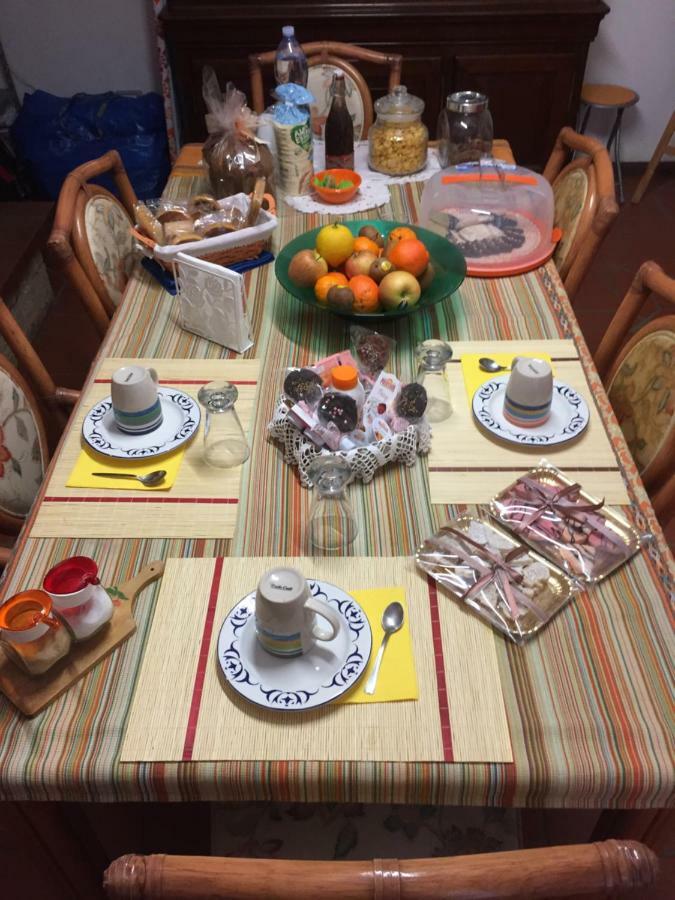 B&B Filomena Santa Giusta Εξωτερικό φωτογραφία